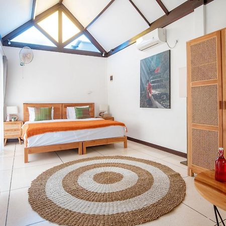 Sattva Yoga Retreat Villas Canggu  Exterior photo